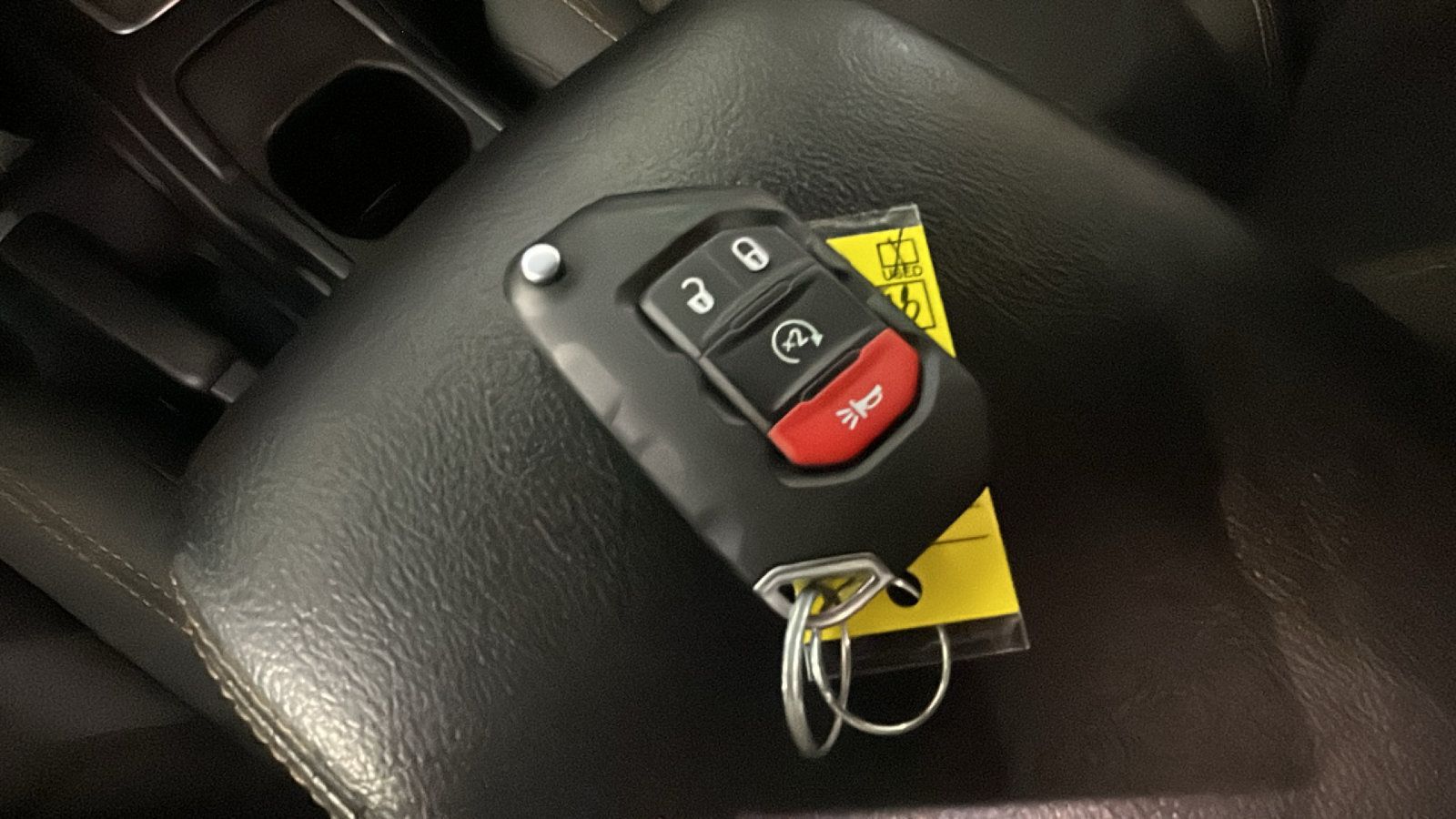 Used 2024 Jeep Wrangler Unlimited Sahara AWD/4WD image 23