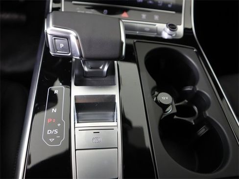 New 2026 Audi Q8 Premium Plus image 20