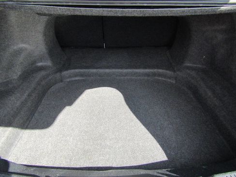 Used 2018 Ford Taurus SHO w/ Driver Assist Package image 19