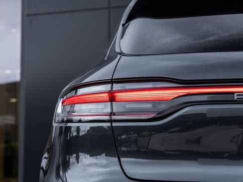 New 2026 Porsche Macan Turbo image 14