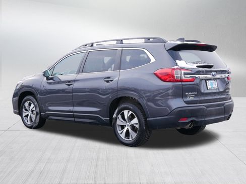 Used 2023 Subaru Ascent Premium w/ Convenience Package image 5