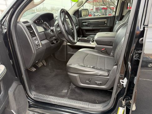 Used 2014 RAM 1500 Sport w/ Convenience Group image 9