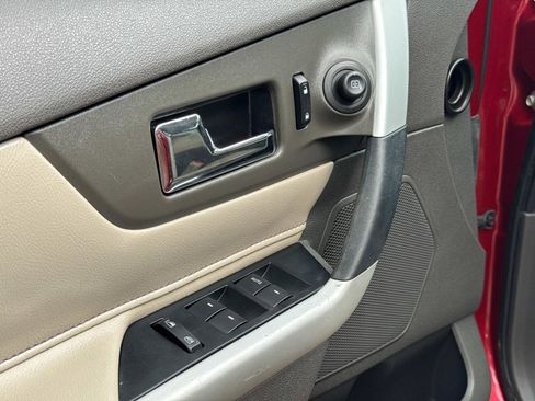 Used 2011 Ford Edge SEL w/ 202A Rapid Spec Order Code image 18