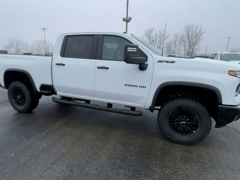 New 2026 Chevrolet Silverado 2500 ZR2 w/ LPO, Dark Essentials Package image 3