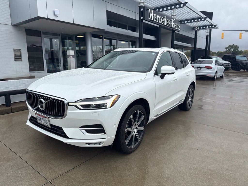 Used 2019 Volvo XC60 T5 Inscription w/ Protection Package Premier AWD/4WD image 1