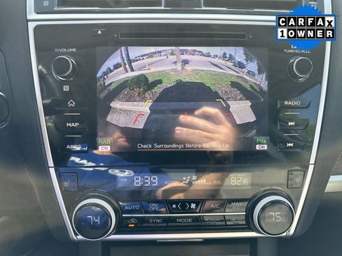 Used 2019 Subaru Outback 2.5i Limited AWD/4WD image 10