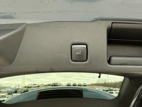 Used 2024 Ford Escape SE FWD image 14