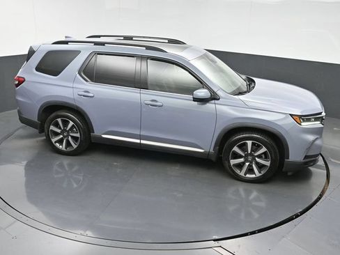 Certified 2024 Honda Pilot Touring image 34