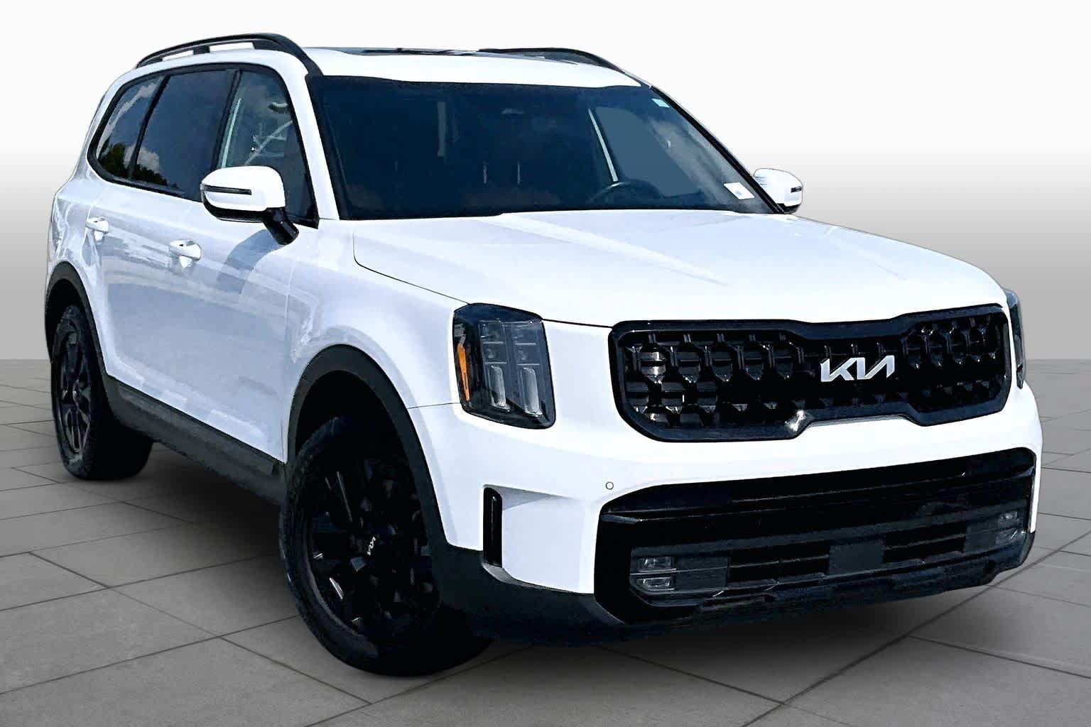Used 2024 Kia Telluride SX Prestige X-Pro AWD/4WD image 3
