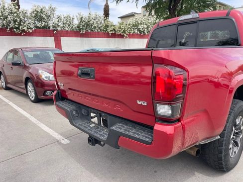 Used 2019 Toyota Tacoma SR w/ SR Convenience Package image 4