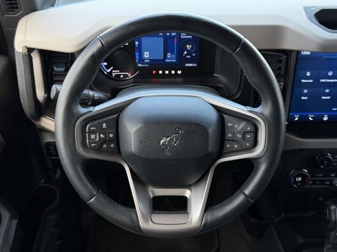 Certified 2023 Ford Bronco Wildtrak AWD/4WD image 15