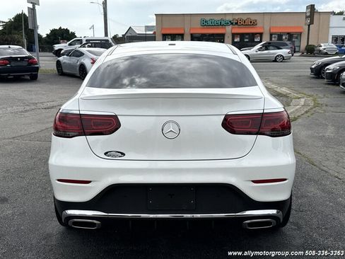 Used 2020 Mercedes-Benz GLC 300 4MATIC Coupe image 6