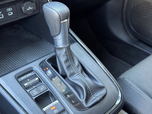 Used 2024 Honda CR-V EX image 18