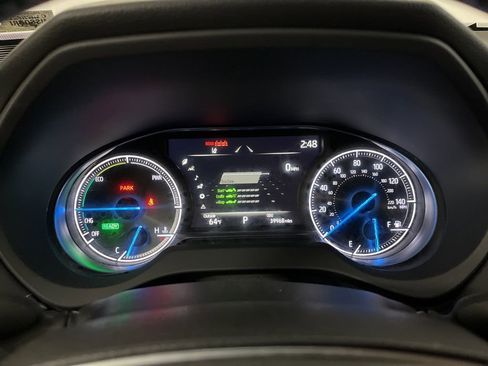 Used 2022 Toyota Venza Limited image 64