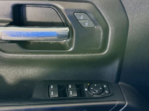 Used 2022 Chevrolet Silverado 1500 Custom w/ LPO, Dark Essentials Package RWD image 21