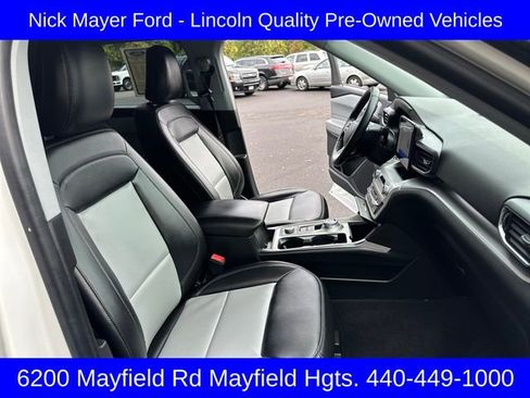Used 2022 Ford Explorer XLT w/ Equipment Group 202A image 25