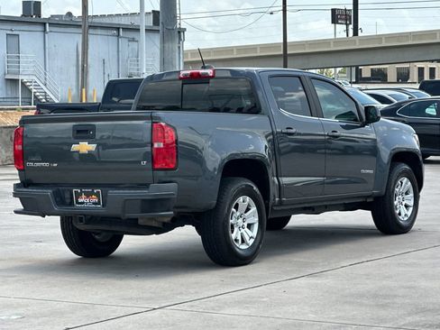 Used 2017 Chevrolet Colorado LT w/ LT Convenience Package RWD image 6