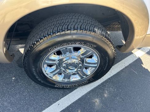 Used 2012 Ford F250 Lariat w/ Chrome Pkg AWD/4WD image 15