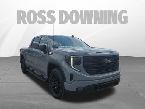 Used 2024 GMC Sierra 1500 Elevation w/ Elevation Premium Package AWD/4WD image 3