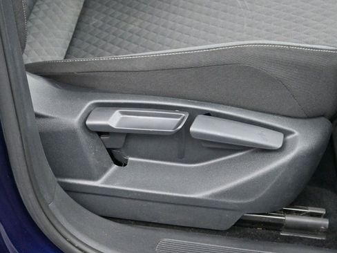 Used 2021 Volkswagen Tiguan S image 28