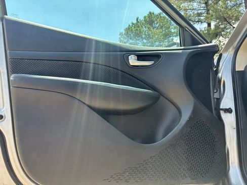 Used 2015 Dodge Dart SXT FWD image 12