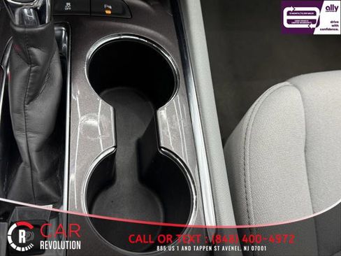 Used 2024 Chevrolet Malibu LT image 34