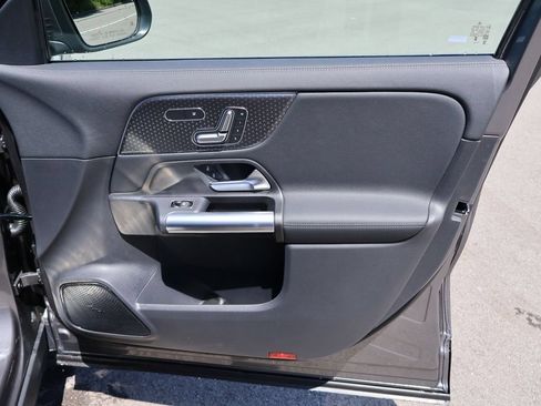 New 2026 Mercedes-Benz GLA 250 4MATIC image 11