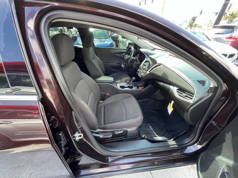 Used 2020 Chevrolet Malibu RS FWD image 15