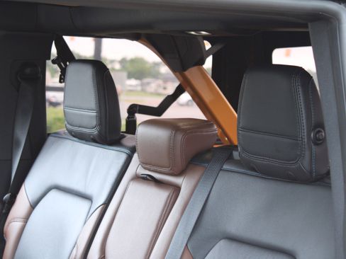 Used 2021 Ford Bronco Outer Banks image 18