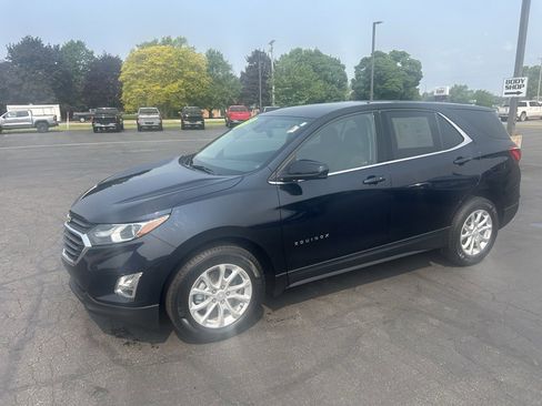 Used 2020 Chevrolet Equinox LT image 3