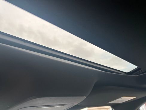 Certified 2023 Ford F150 Lariat w/ Equipment Group 502A High image 14