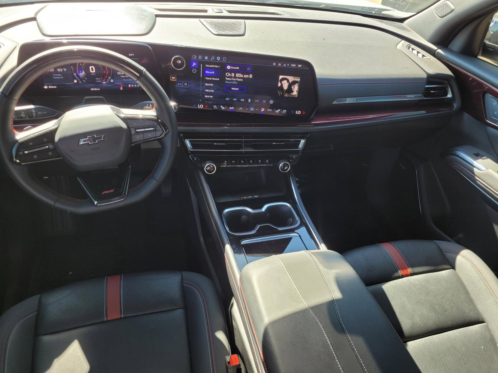 Used 2026 Chevrolet Traverse RS FWD image 19