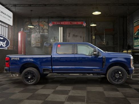 New 2026 Ford F250 Lariat w/ Black Appearance Package AWD/4WD image 3