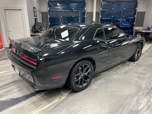 Used 2023 Dodge Challenger R/T w/ Blacktop Package image 29