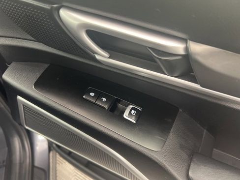 Used 2022 Kia Telluride LX image 26