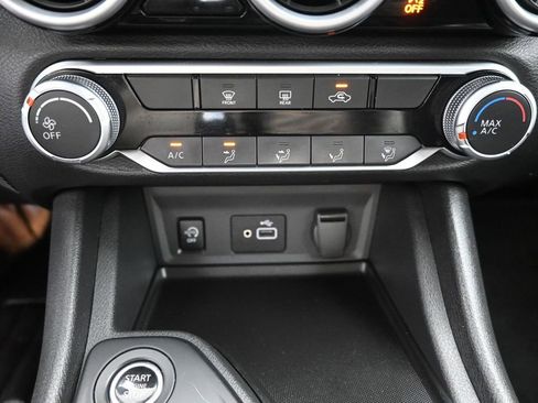 Used 2025 Nissan Sentra S FWD image 16
