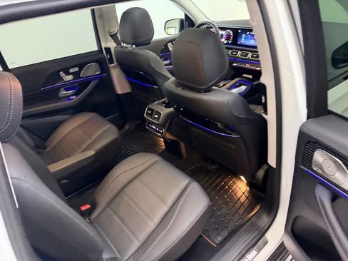 Used 2024 Mercedes-Benz GLS 580 4MATIC image 54