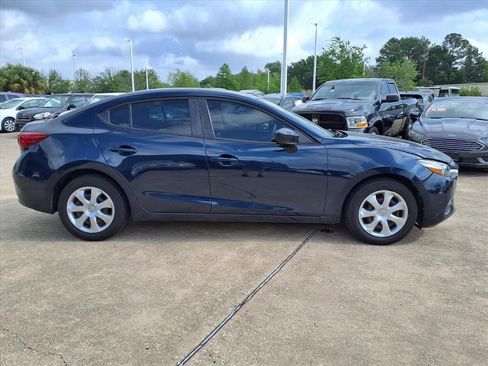 Used 2017 MAZDA MAZDA3 Sport image 6