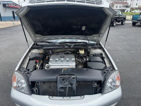 Used 2001 Cadillac De Ville Limousine image 16