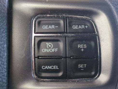 Used 2021 RAM 1500 Classic Warlock w/ Electronics Group image 16