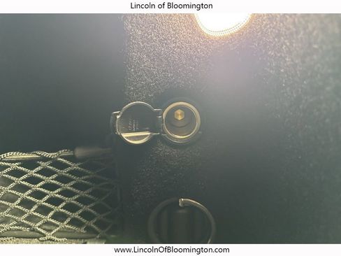 Used 2023 Genesis GV70 3.5T Sport w/ Sport Prestige Package image 62