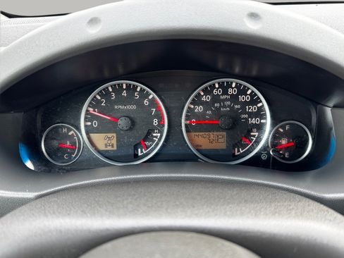 Used 2005 Nissan Xterra SE AWD/4WD image 15