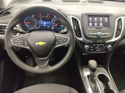 Used 2022 Chevrolet Equinox LT FWD image 22