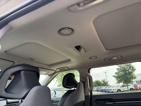 New 2026 Kia EV9 Wind image 18