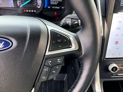 Certified 2023 Ford Edge Titanium AWD/4WD image 22
