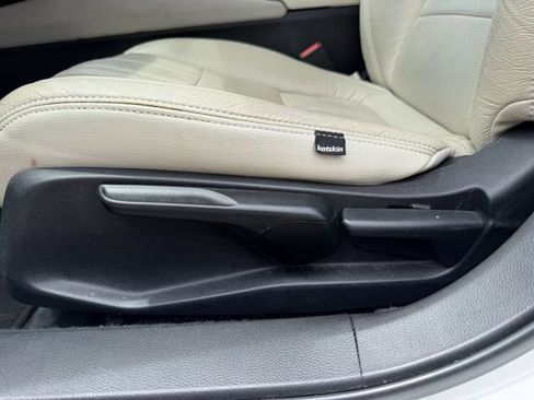 Used 2019 Honda Accord LX image 13