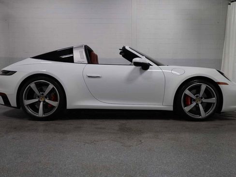 Certified 2024 Porsche 911 Targa 4S image 9