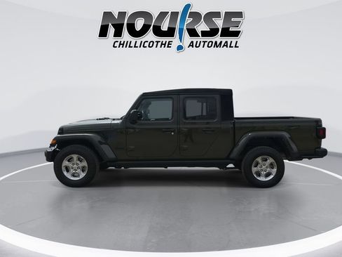 Used 2021 Jeep Gladiator Sport AWD/4WD image 5