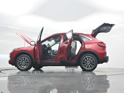New 2026 Ford Escape SE w/ PHEV Premium Package FWD image 49