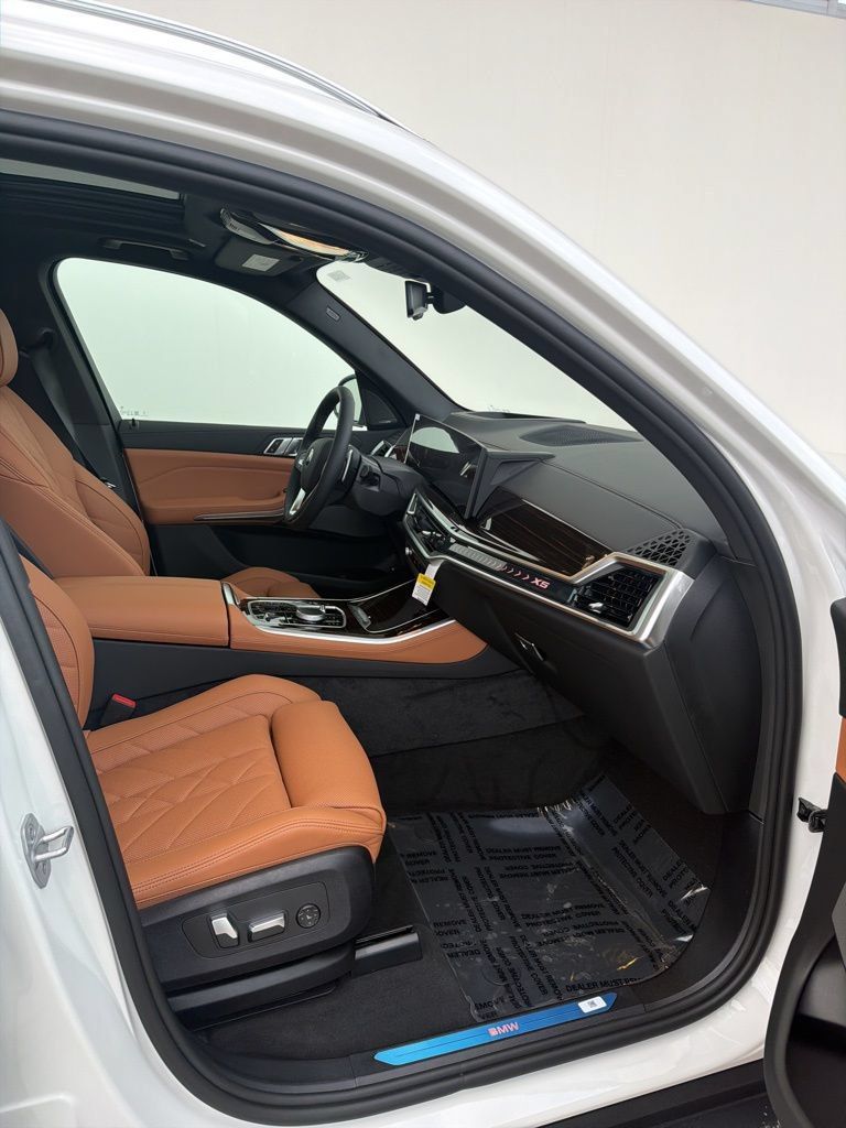 New 2026 BMW X7 M60i AWD/4WD image 72